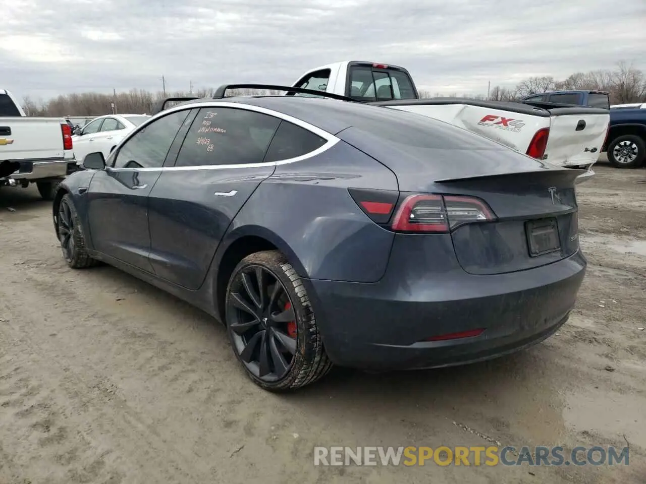 2 fotografías del automóvil dañado 5YJ3E1EC6LF602897 TESLA MODEL 3 2020