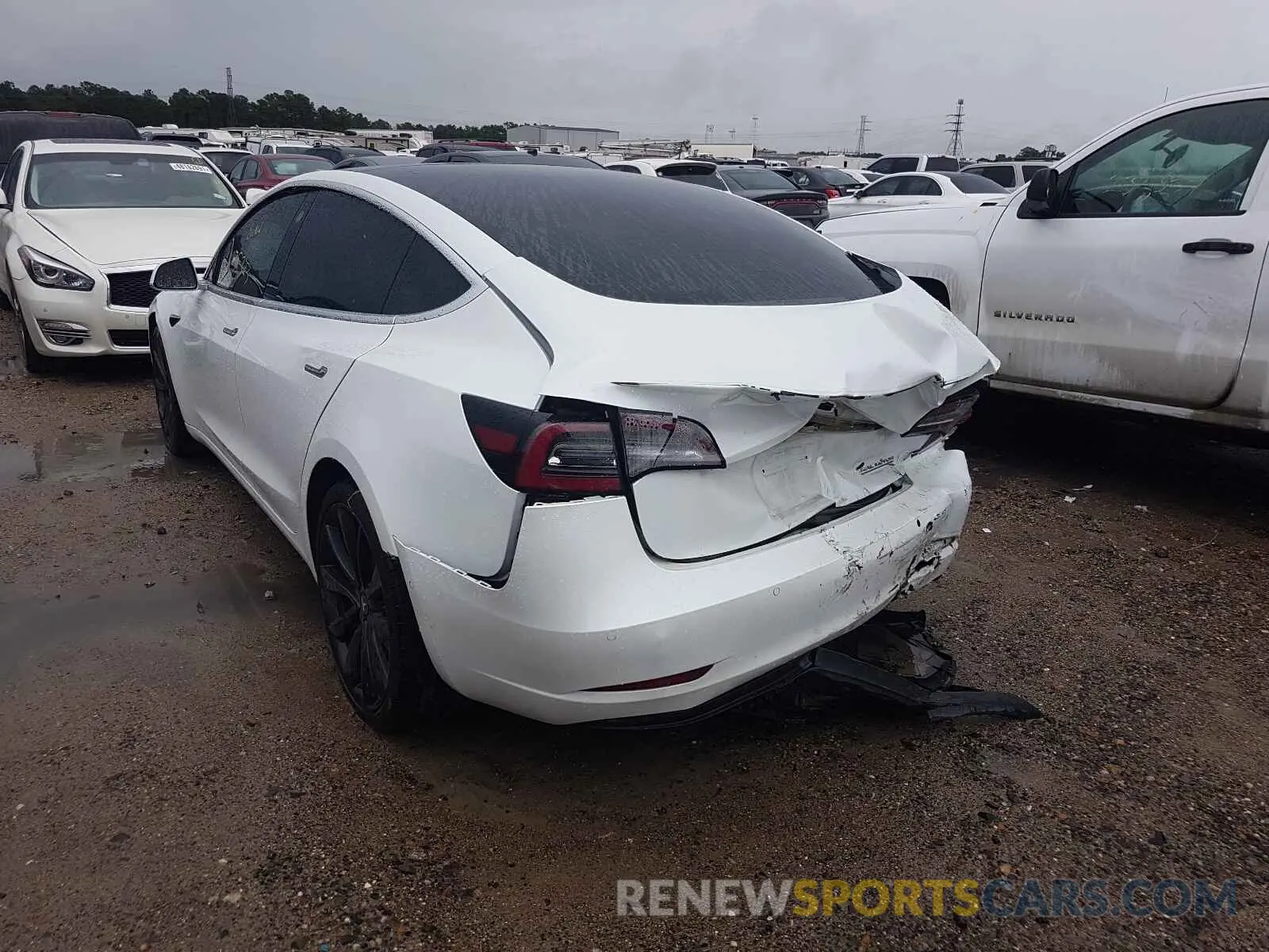 3 fotografías del automóvil dañado 5YJ3E1EC6LF715068 TESLA MODEL 3 2020