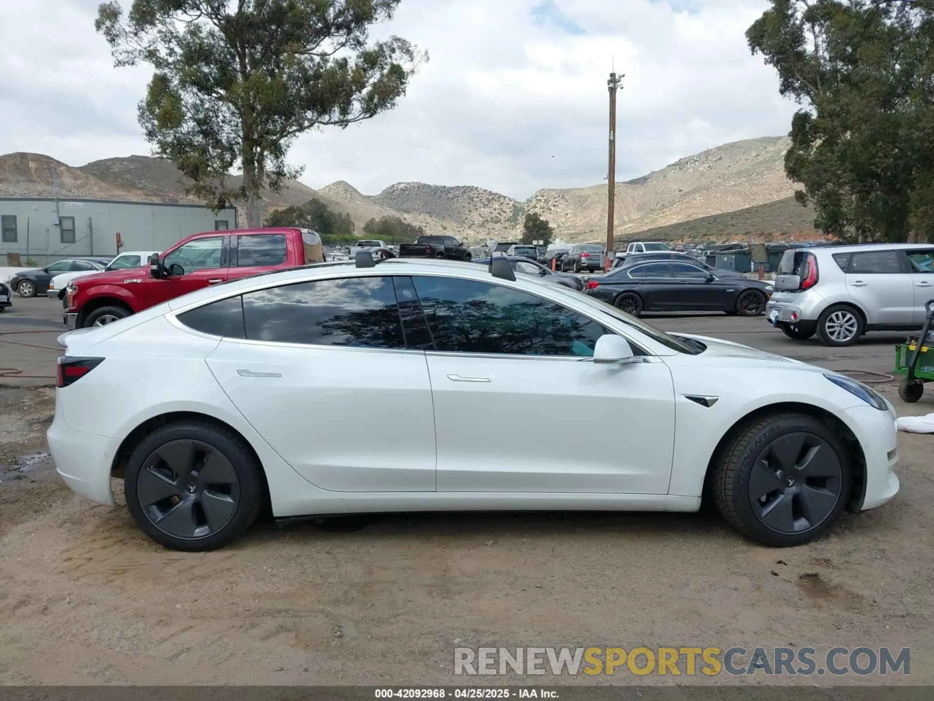 14 fotografías del automóvil dañado 5YJ3E1EC7LF602634 TESLA MODEL 3 2020