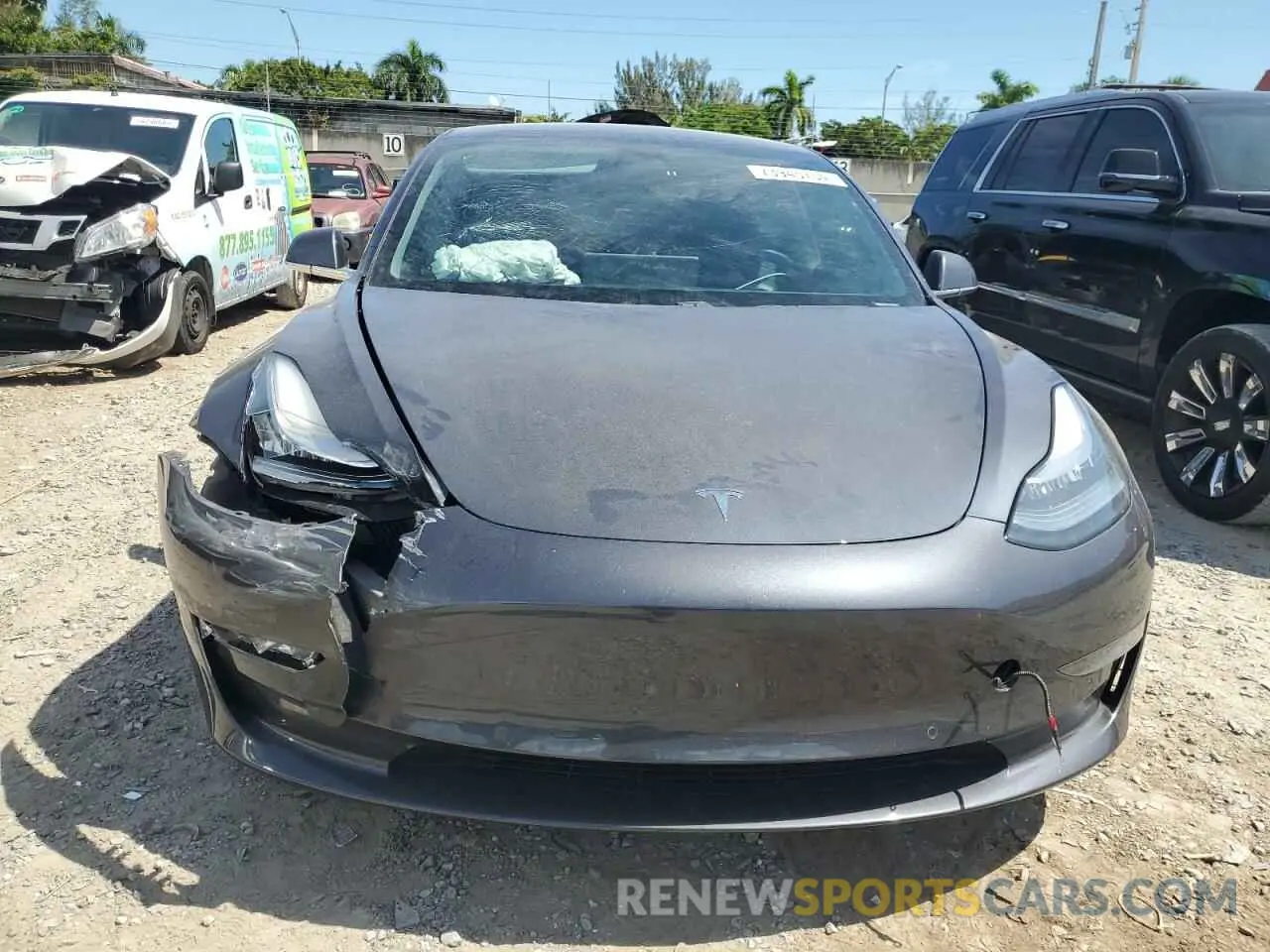 5 fotografías del automóvil dañado 5YJ3E1EC7LF646844 TESLA MODEL 3 2020