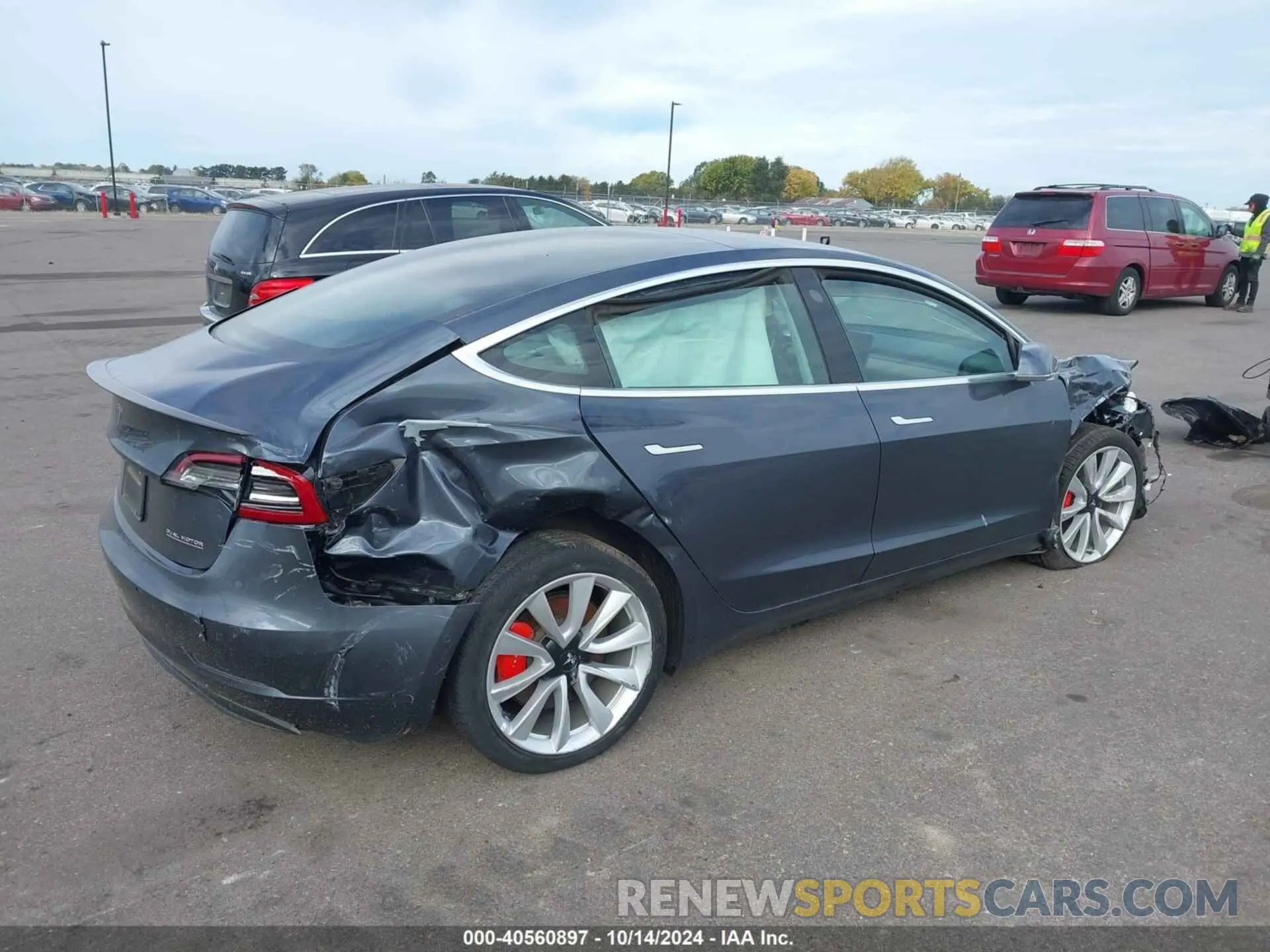 4 fotografías del automóvil dañado 5YJ3E1EC8LF602903 TESLA MODEL 3 2020