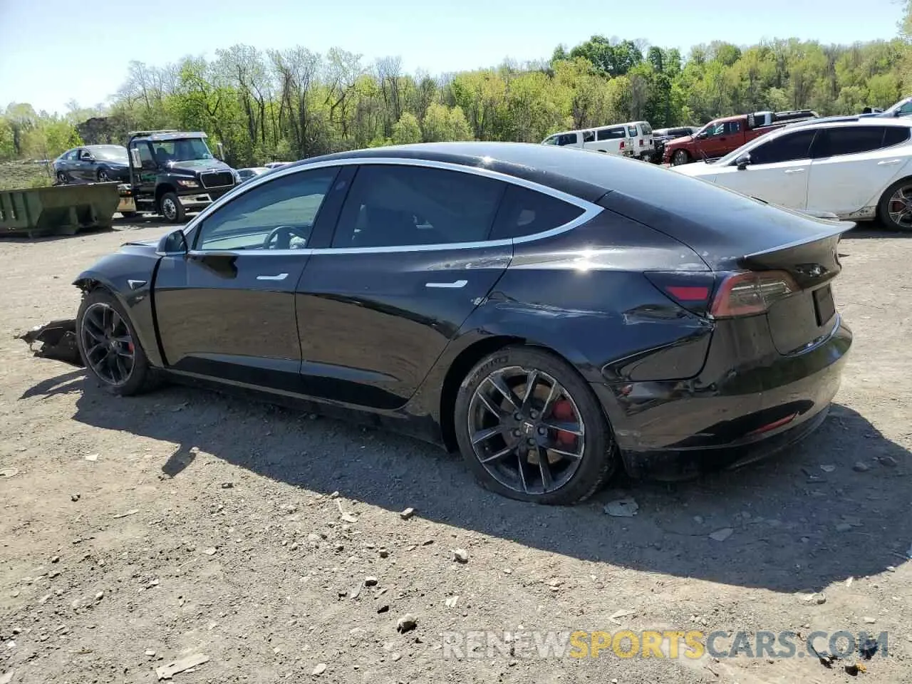 2 fotografías del automóvil dañado 5YJ3E1EC8LF746838 TESLA MODEL 3 2020