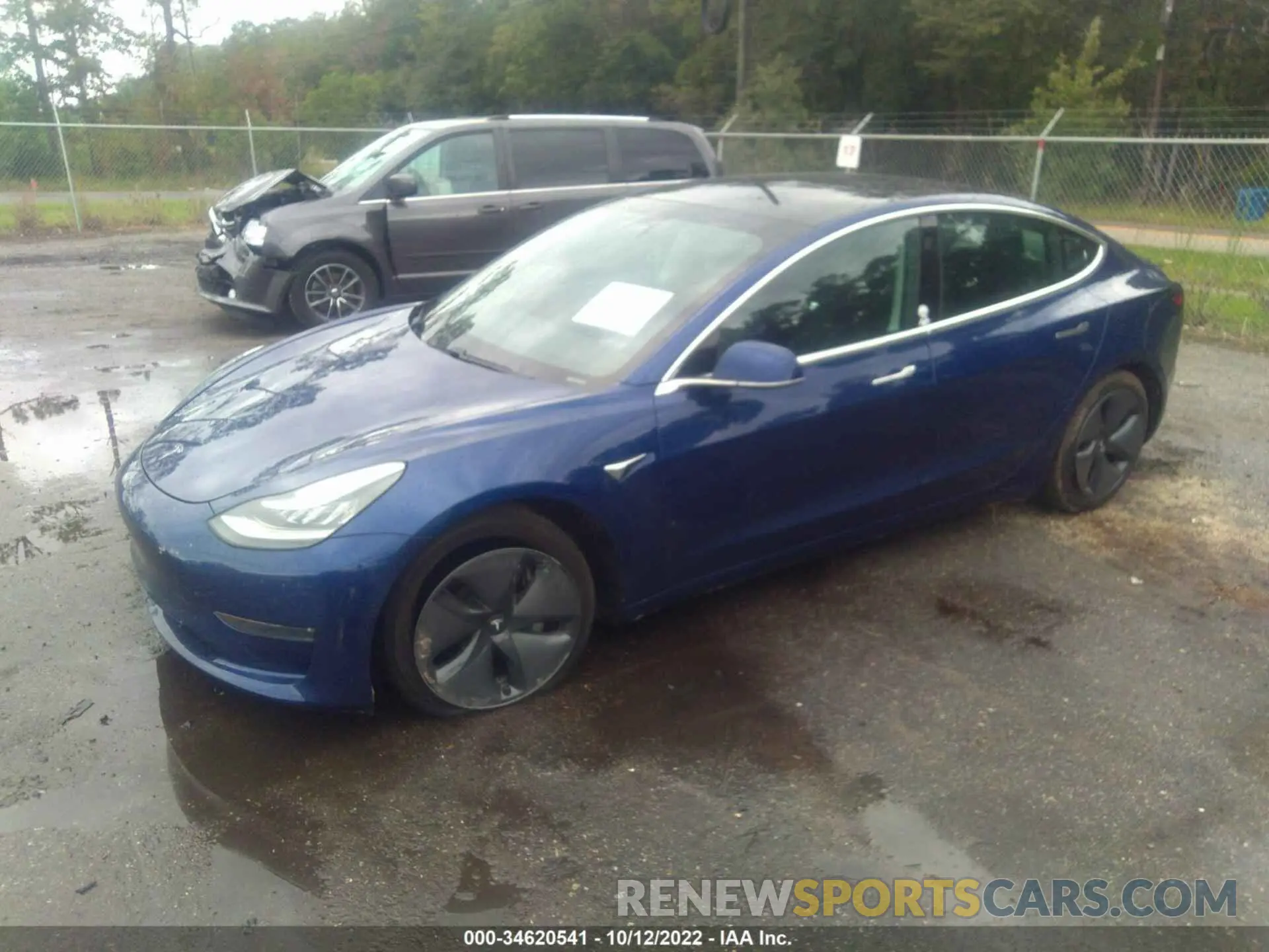 2 fotografías del automóvil dañado 5YJ3E1EC9LF586551 TESLA MODEL 3 2020