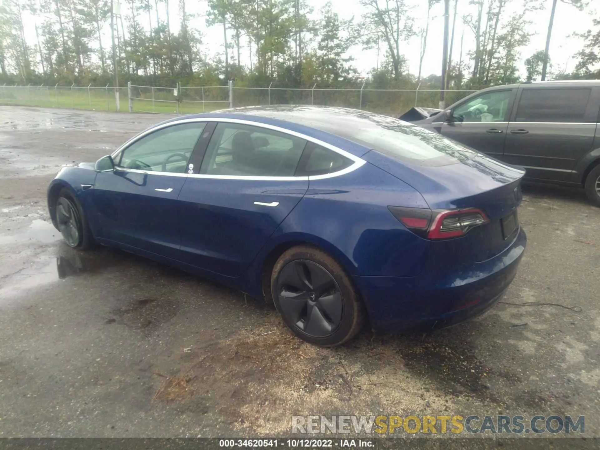 3 fotografías del automóvil dañado 5YJ3E1EC9LF586551 TESLA MODEL 3 2020