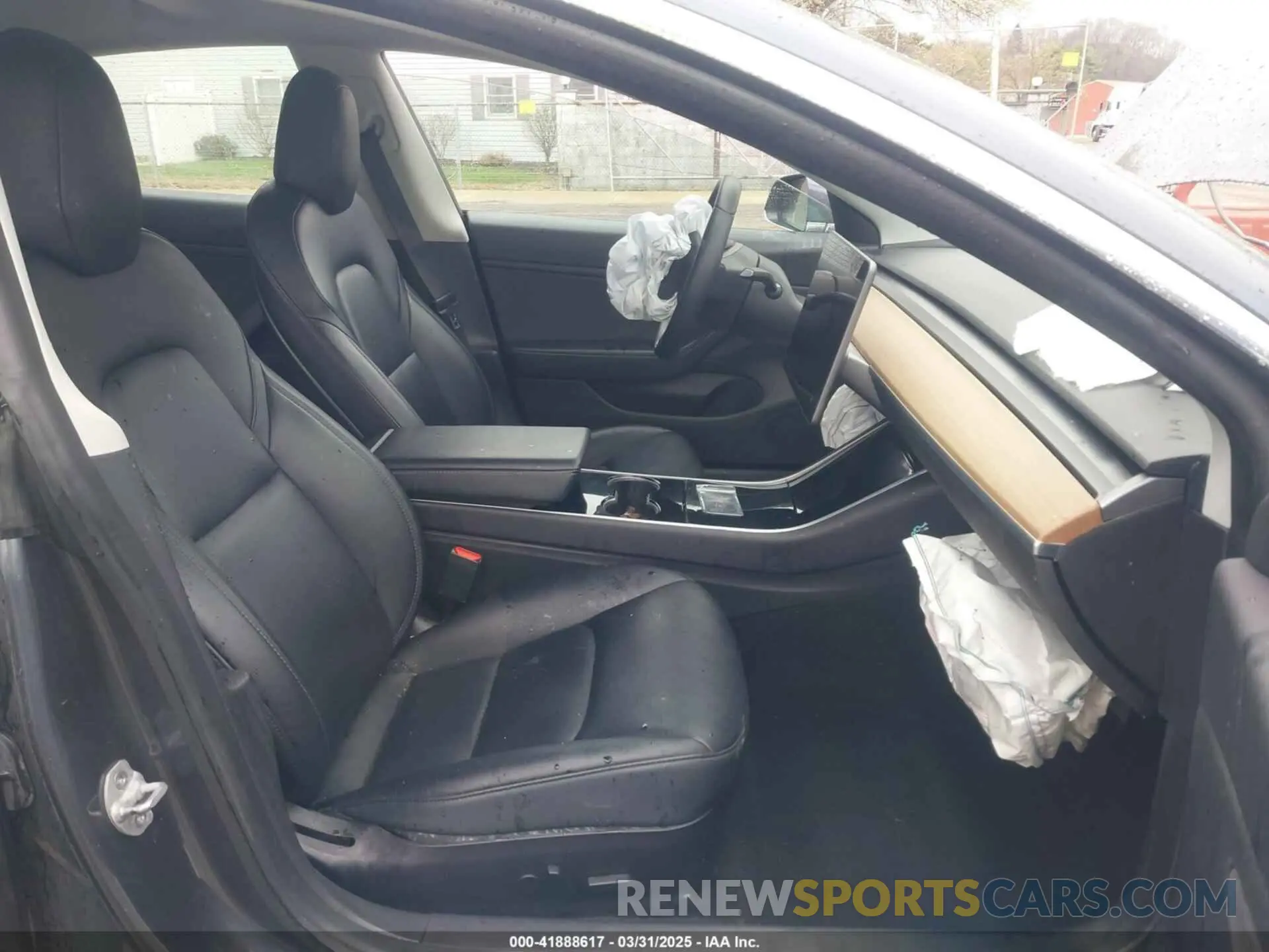5 fotografías del automóvil dañado 5YJ3E1EC9LF601713 TESLA MODEL 3 2020