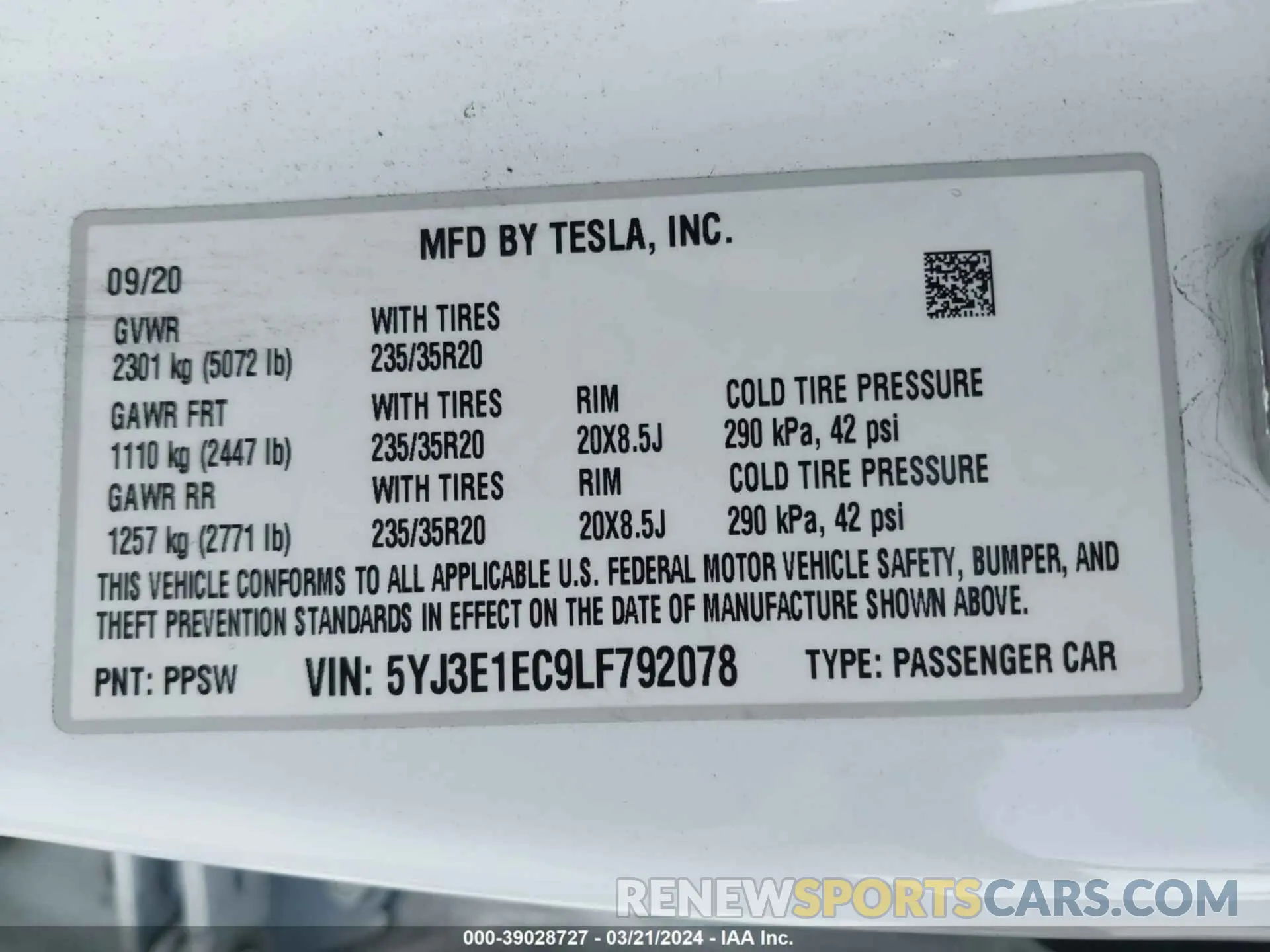 9 fotografías del automóvil dañado 5YJ3E1EC9LF792078 TESLA MODEL 3 2020