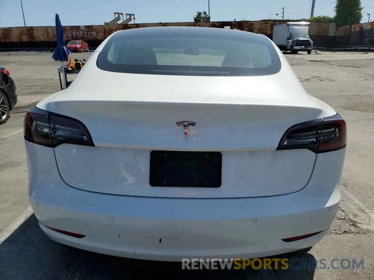6 fotografías del automóvil dañado 5YJ3E1EA0MF006300 TESLA MODEL 3 2021