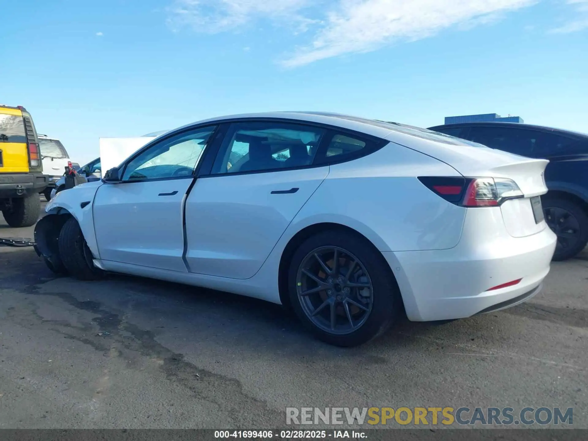 13 fotografías del automóvil dañado 5YJ3E1EA0MF022920 TESLA MODEL 3 2021