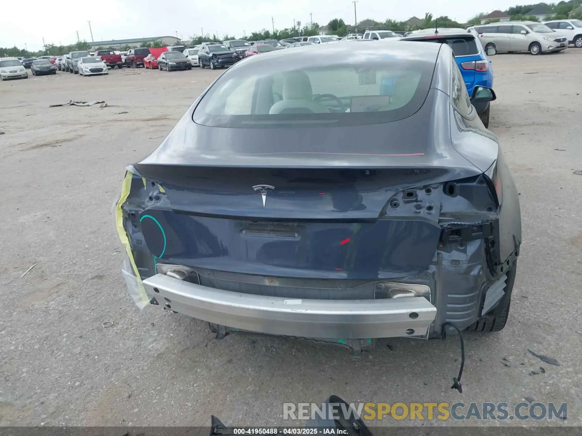 17 fotografías del automóvil dañado 5YJ3E1EA0MF031987 TESLA MODEL 3 2021