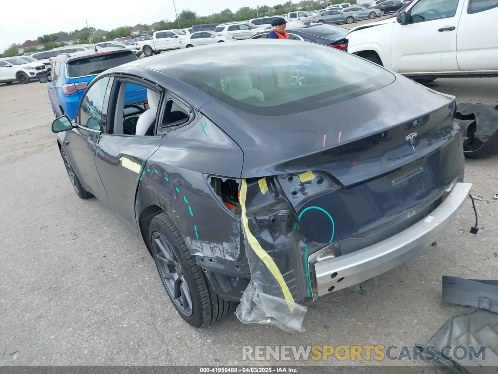 3 fotografías del automóvil dañado 5YJ3E1EA0MF031987 TESLA MODEL 3 2021