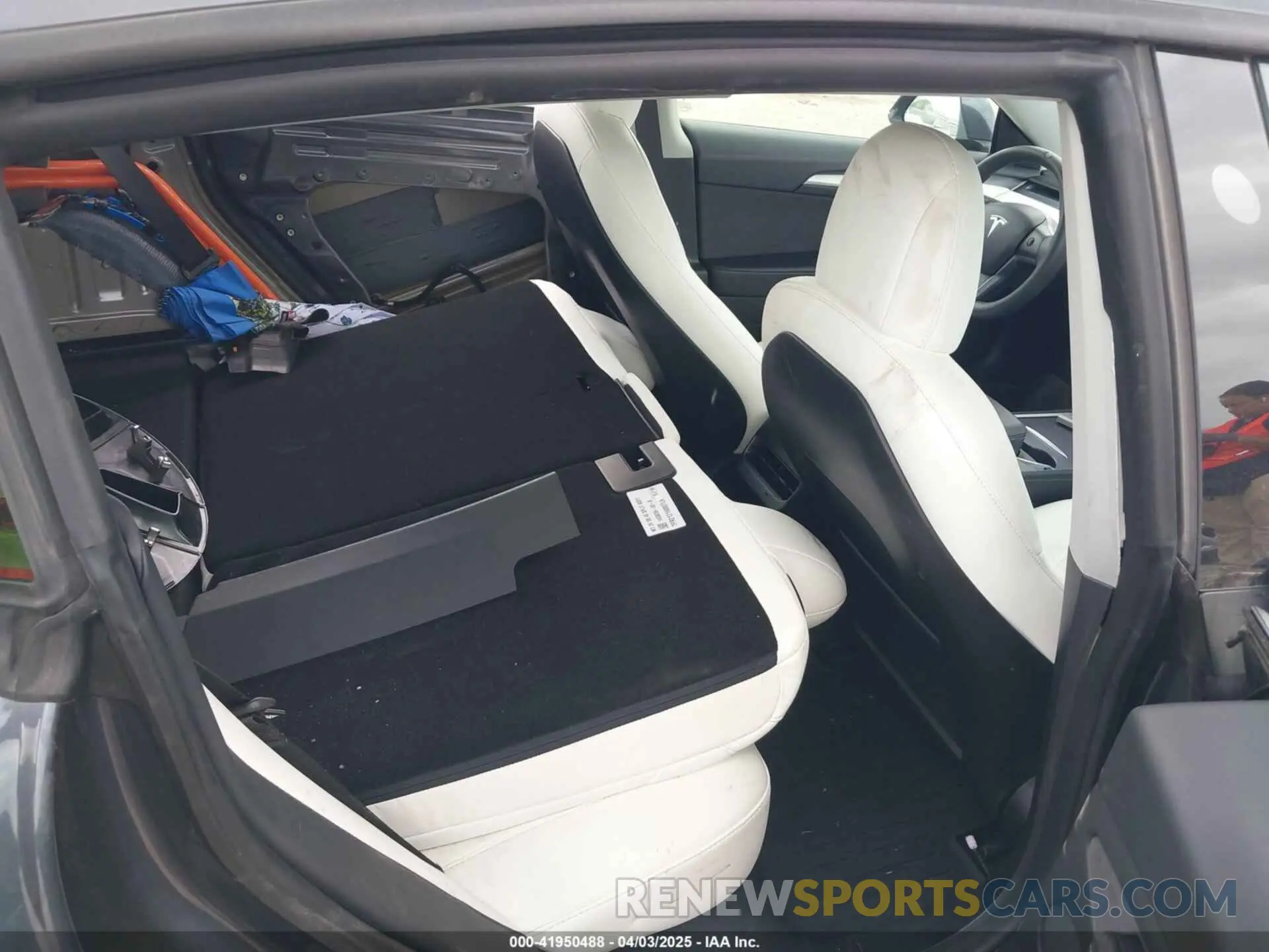 8 fotografías del automóvil dañado 5YJ3E1EA0MF031987 TESLA MODEL 3 2021