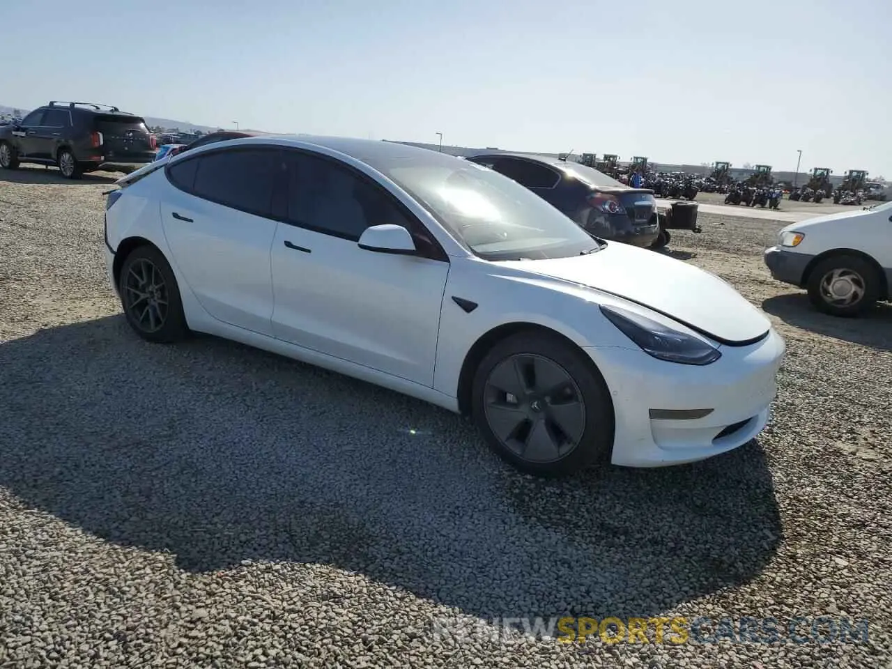 4 fotografías del automóvil dañado 5YJ3E1EA0MF072457 TESLA MODEL 3 2021
