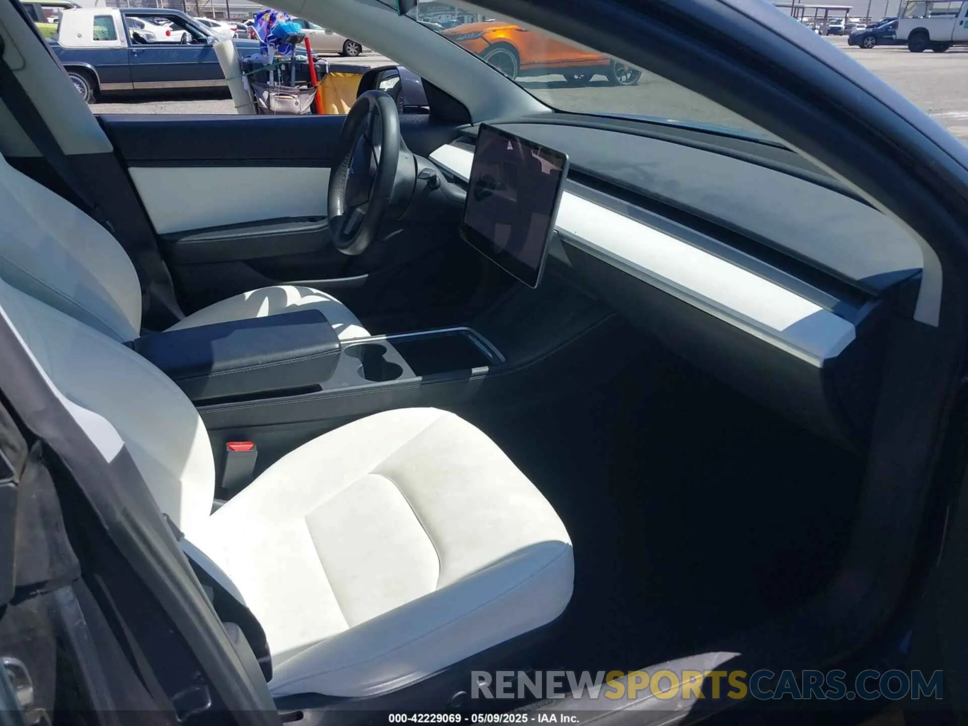 5 fotografías del automóvil dañado 5YJ3E1EA0MF908736 TESLA MODEL 3 2021