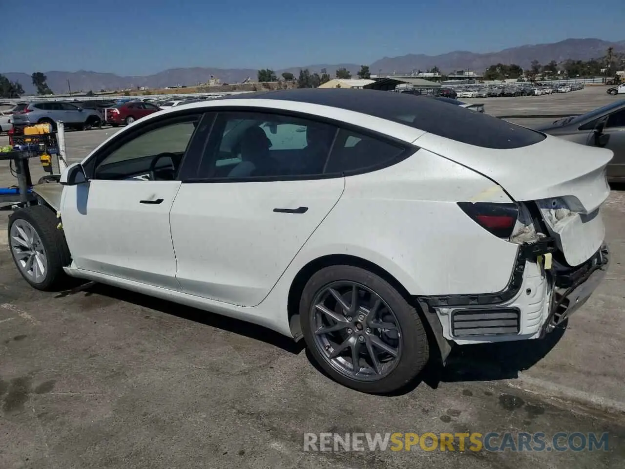 2 fotografías del automóvil dañado 5YJ3E1EA0MF936536 TESLA MODEL 3 2021