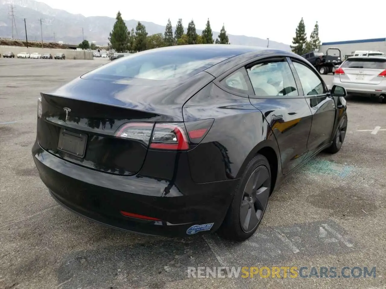 4 fotografías del automóvil dañado 5YJ3E1EA1MF064559 TESLA MODEL 3 2021