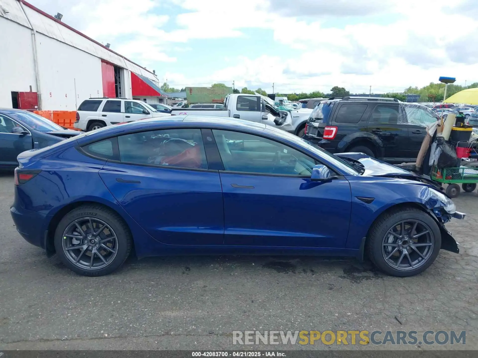 14 fotografías del automóvil dañado 5YJ3E1EA1MF094693 TESLA MODEL 3 2021