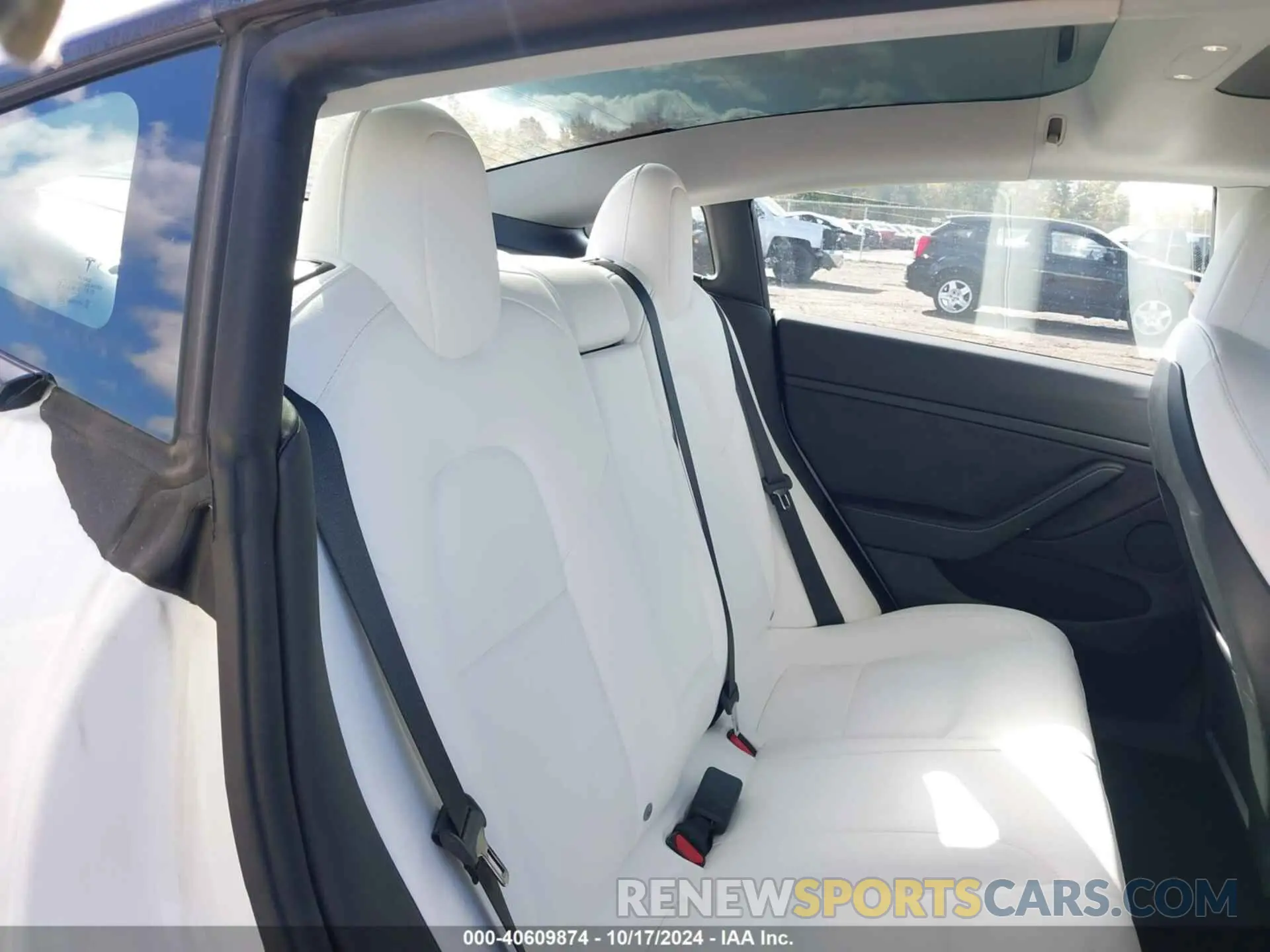 8 fotografías del automóvil dañado 5YJ3E1EA1MF096718 TESLA MODEL 3 2021