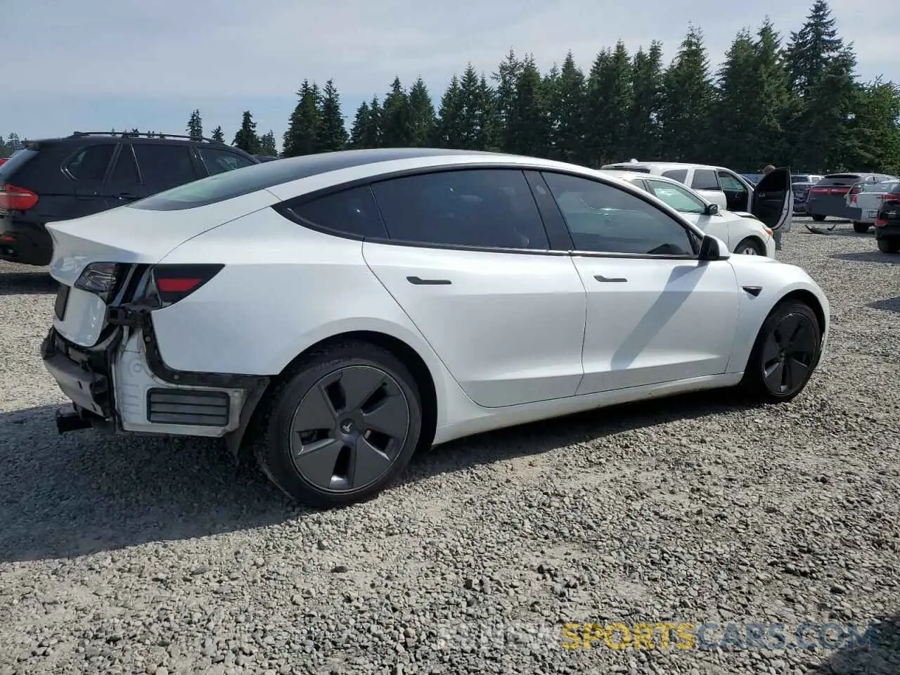 3 fotografías del automóvil dañado 5YJ3E1EA1MF871521 TESLA MODEL 3 2021