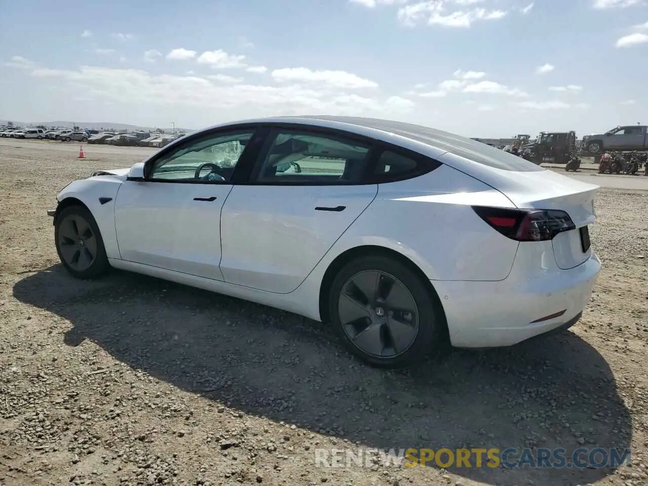 2 fotografías del automóvil dañado 5YJ3E1EA1MF871986 TESLA MODEL 3 2021