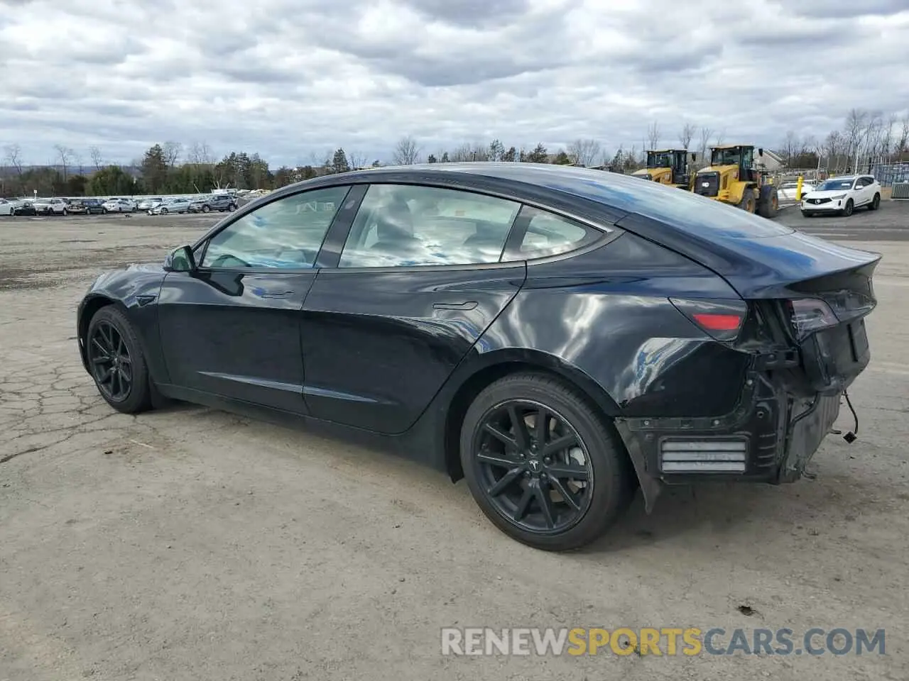 2 fotografías del automóvil dañado 5YJ3E1EA2MF017685 TESLA MODEL 3 2021