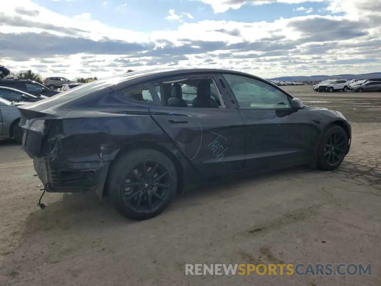 3 fotografías del automóvil dañado 5YJ3E1EA2MF017685 TESLA MODEL 3 2021