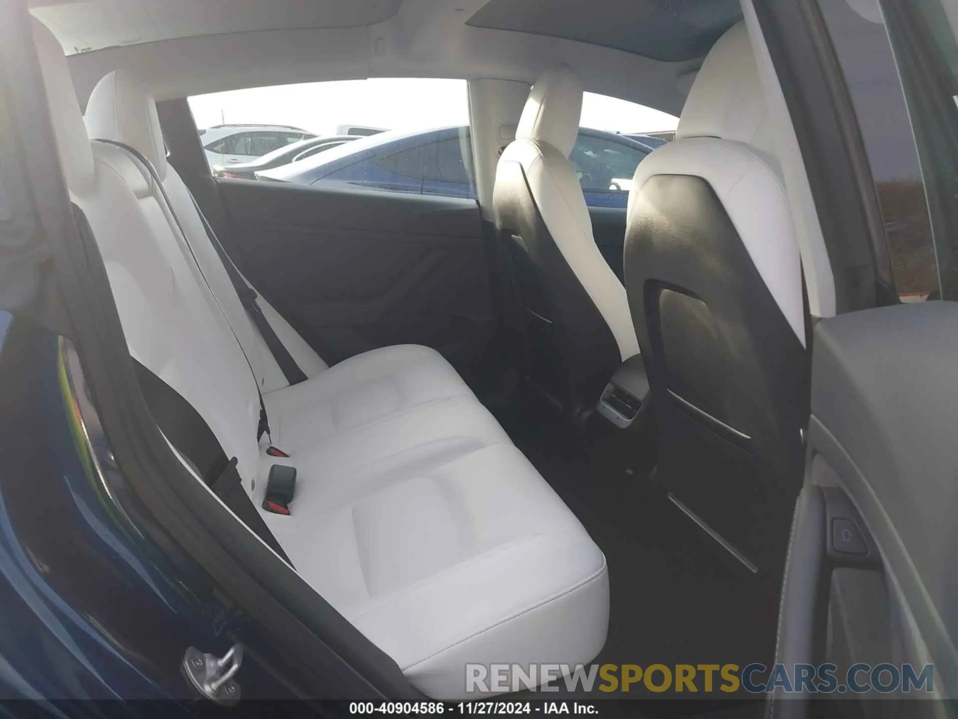 8 fotografías del automóvil dañado 5YJ3E1EA2MF092676 TESLA MODEL 3 2021