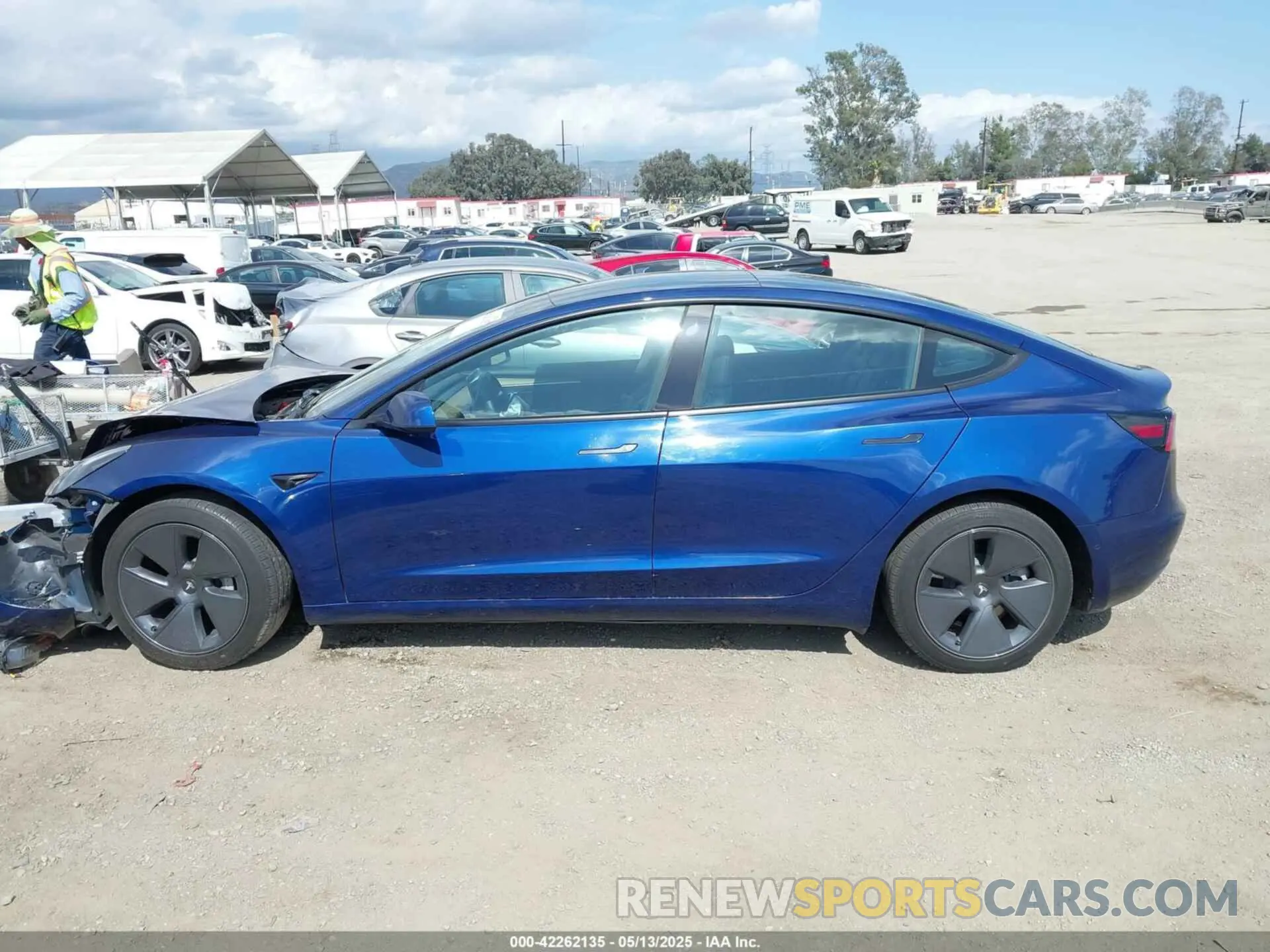 14 fotografías del automóvil dañado 5YJ3E1EA2MF098459 TESLA MODEL 3 2021