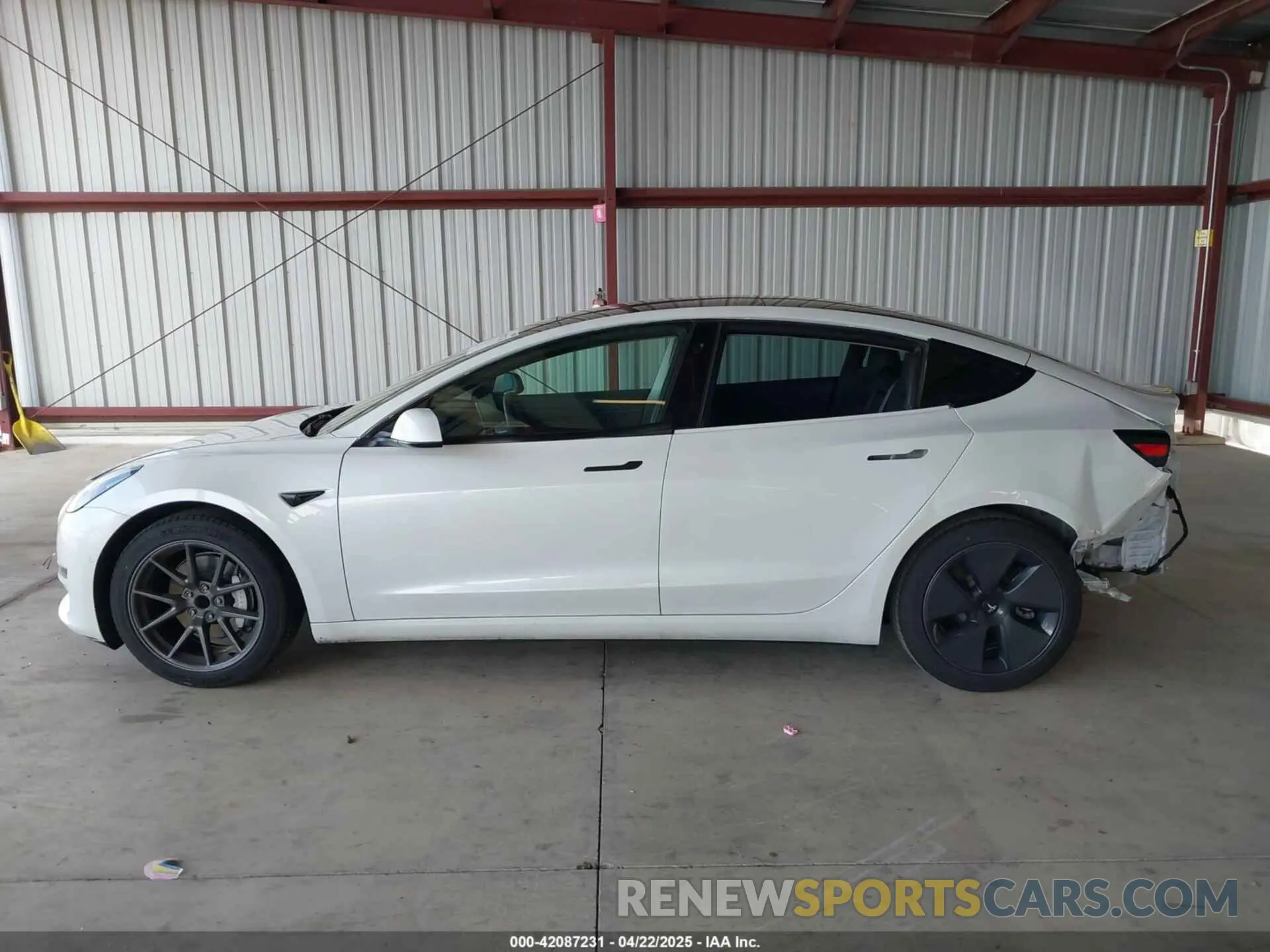15 fotografías del automóvil dañado 5YJ3E1EA2MF877005 TESLA MODEL 3 2021