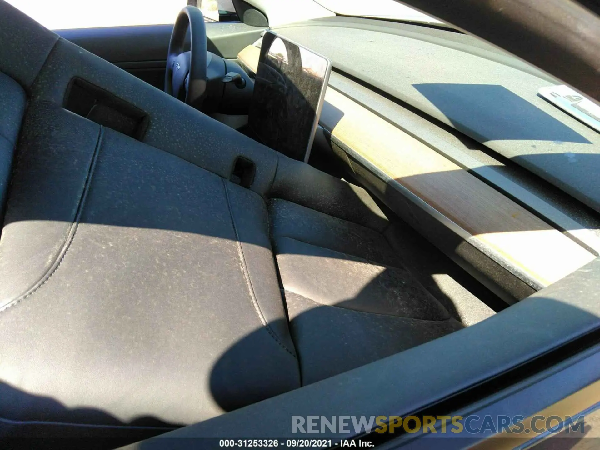5 fotografías del automóvil dañado 5YJ3E1EA2MF940085 TESLA MODEL 3 2021