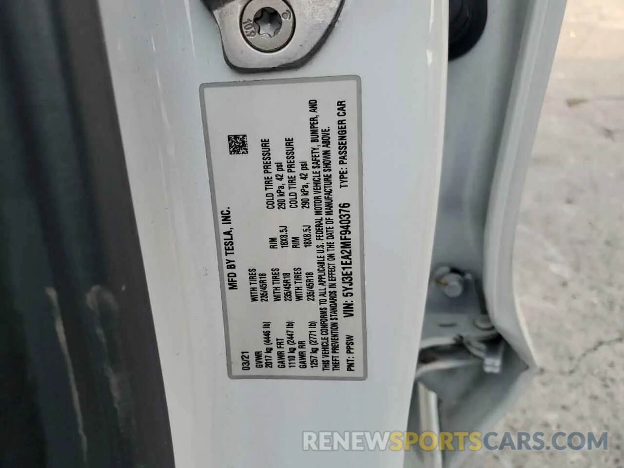 15 fotografías del automóvil dañado 5YJ3E1EA2MF940376 TESLA MODEL 3 2021