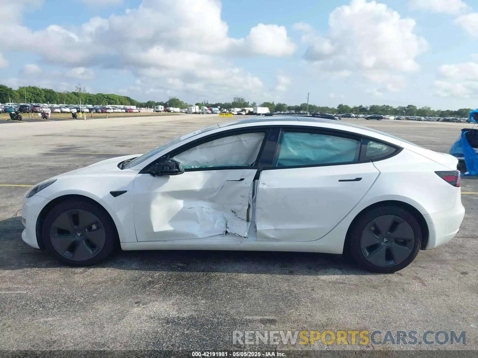 15 fotografías del automóvil dañado 5YJ3E1EA2MF973202 TESLA MODEL 3 2021