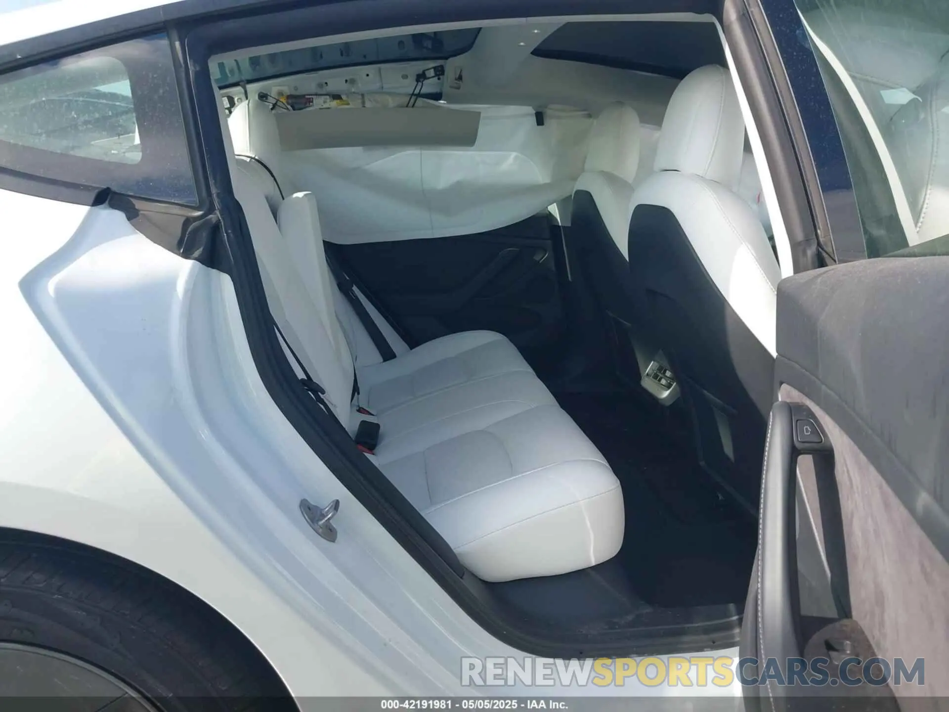 8 fotografías del automóvil dañado 5YJ3E1EA2MF973202 TESLA MODEL 3 2021