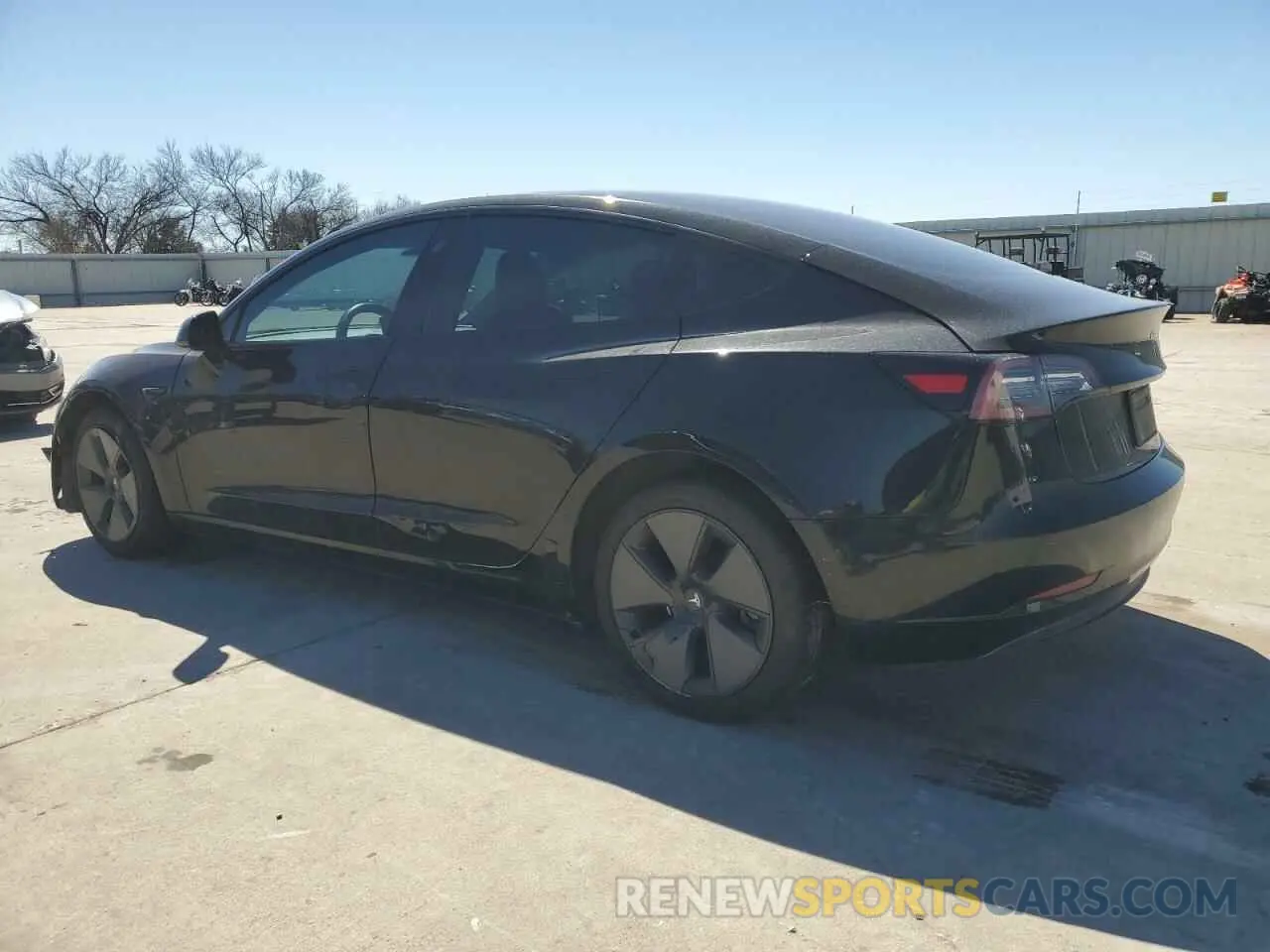 2 fotografías del automóvil dañado 5YJ3E1EA2MF986029 TESLA MODEL 3 2021