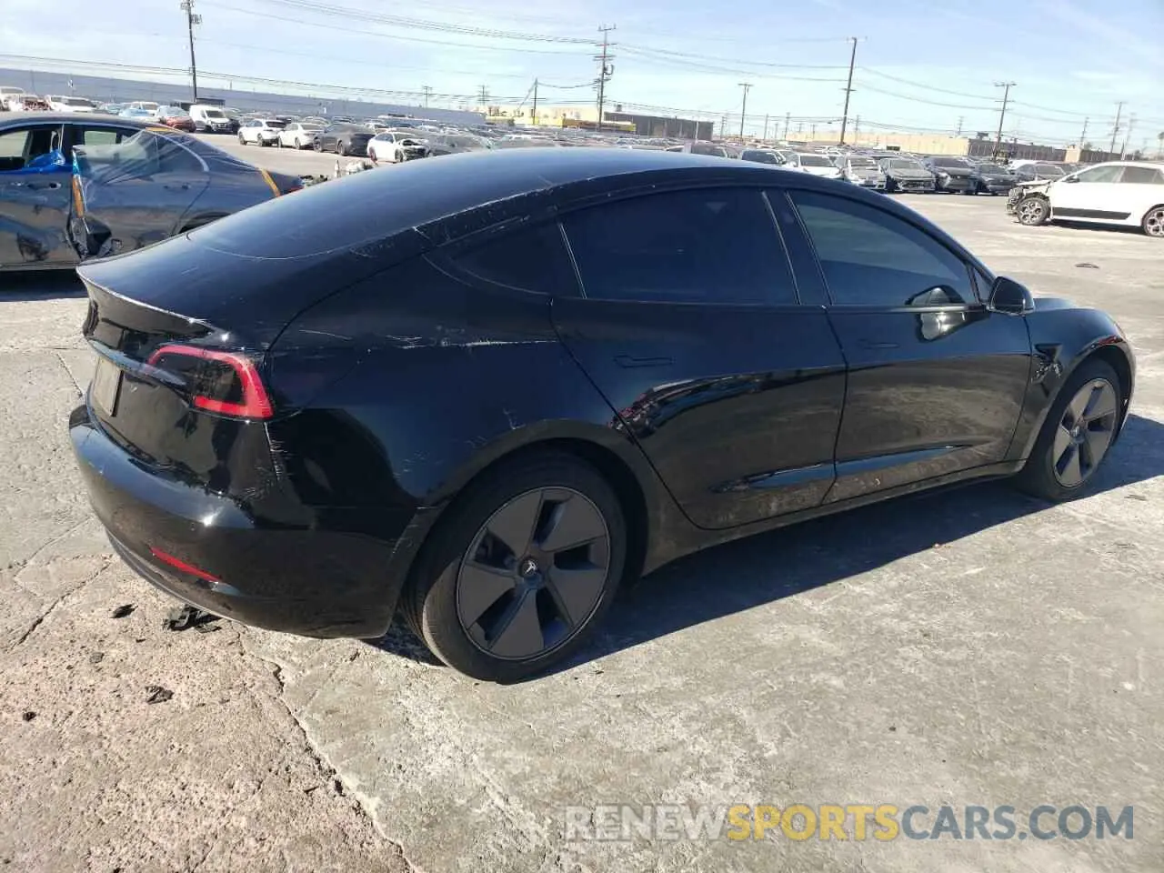 3 fotografías del automóvil dañado 5YJ3E1EA2MF997399 TESLA MODEL 3 2021