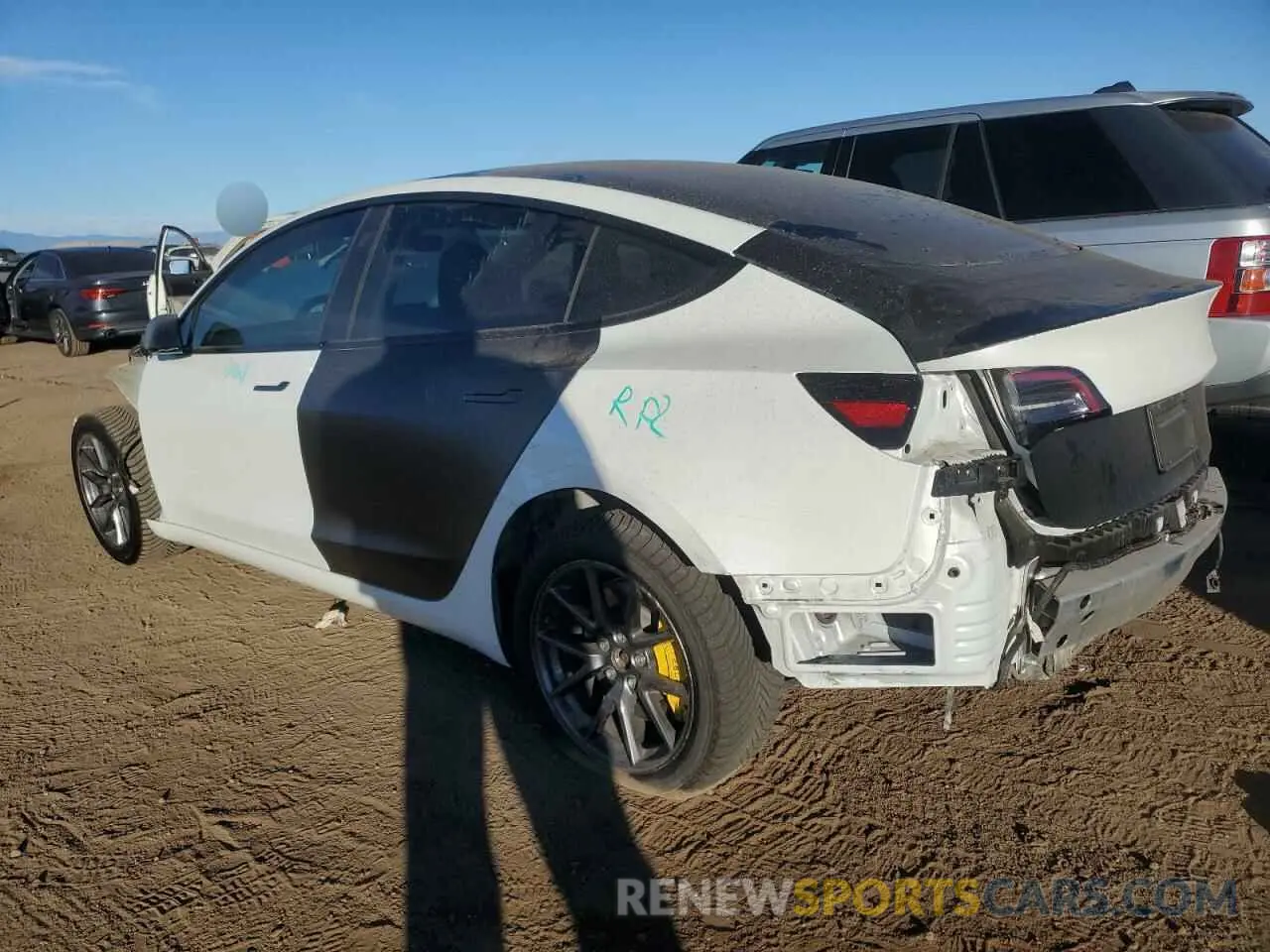 2 fotografías del automóvil dañado 5YJ3E1EA3MF031742 TESLA MODEL 3 2021