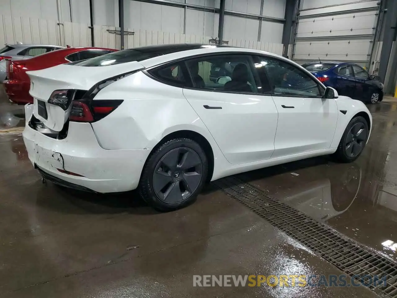 3 fotografías del automóvil dañado 5YJ3E1EA3MF060612 TESLA MODEL 3 2021