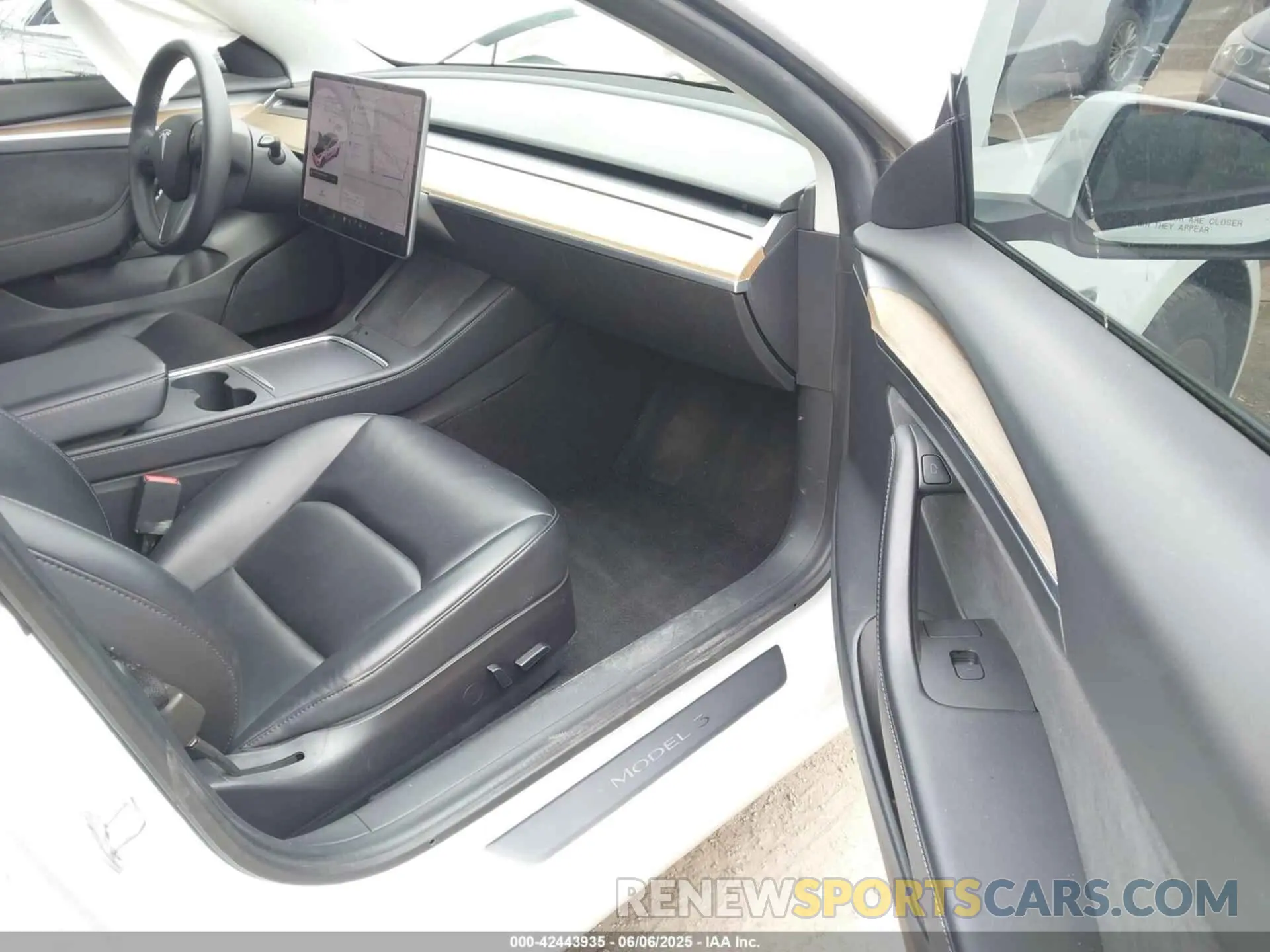 5 fotografías del automóvil dañado 5YJ3E1EA3MF072520 TESLA MODEL 3 2021