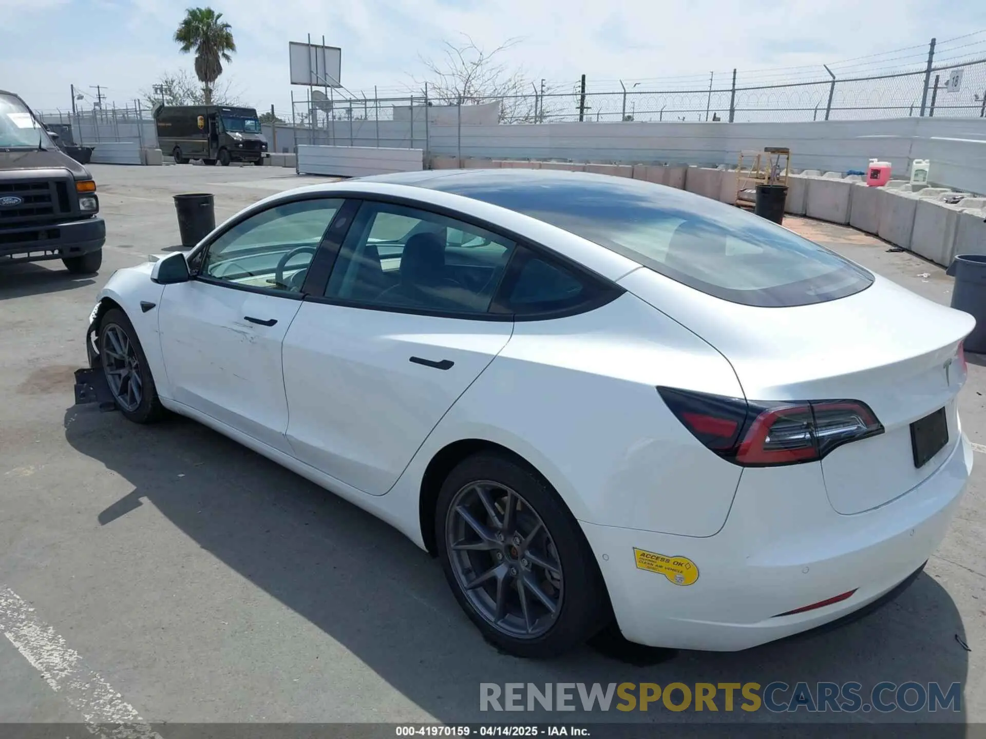 3 fotografías del automóvil dañado 5YJ3E1EA3MF074669 TESLA MODEL 3 2021
