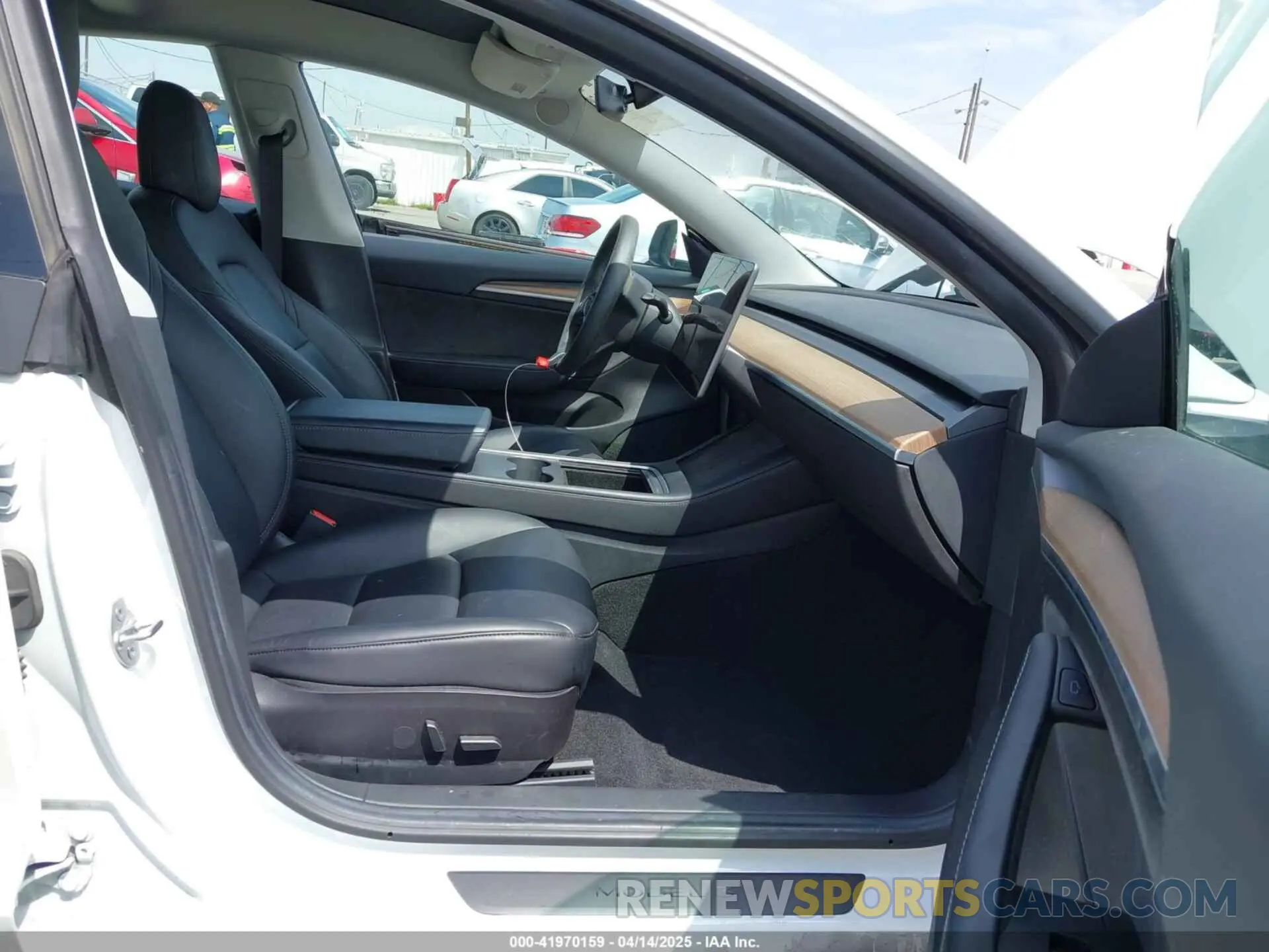 5 fotografías del automóvil dañado 5YJ3E1EA3MF074669 TESLA MODEL 3 2021