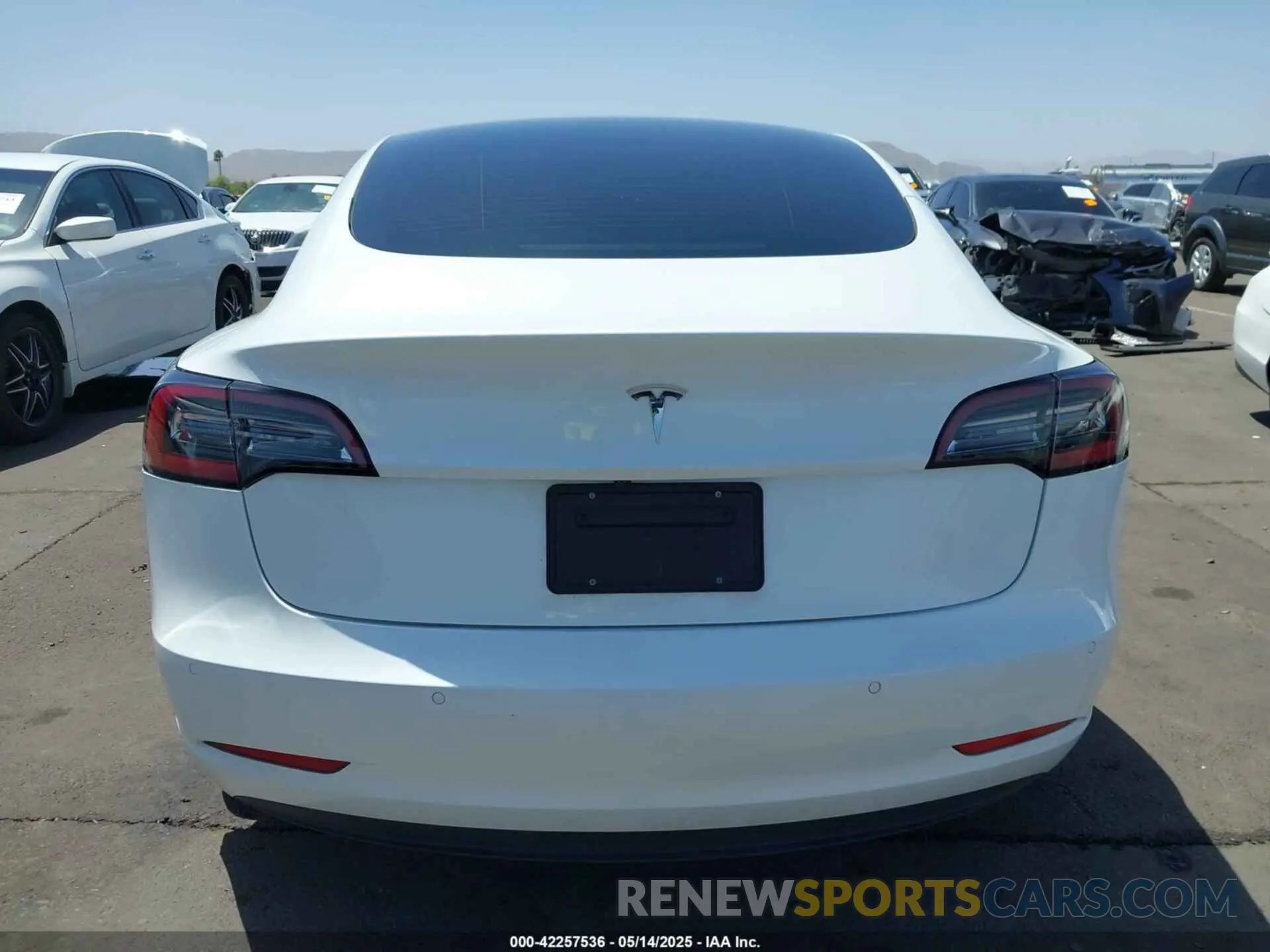 16 fotografías del automóvil dañado 5YJ3E1EA3MF075594 TESLA MODEL 3 2021