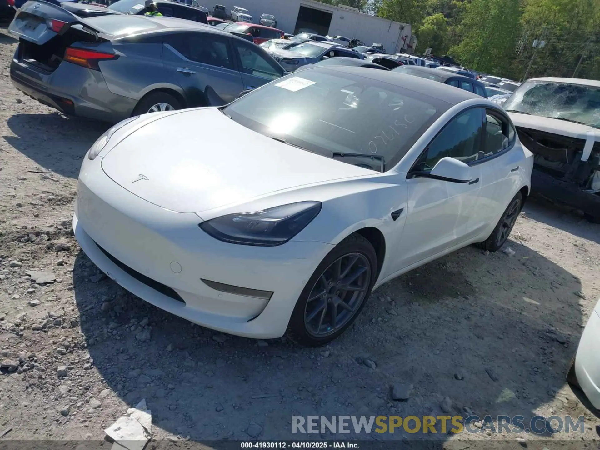 2 fotografías del automóvil dañado 5YJ3E1EA3MF076180 TESLA MODEL 3 2021