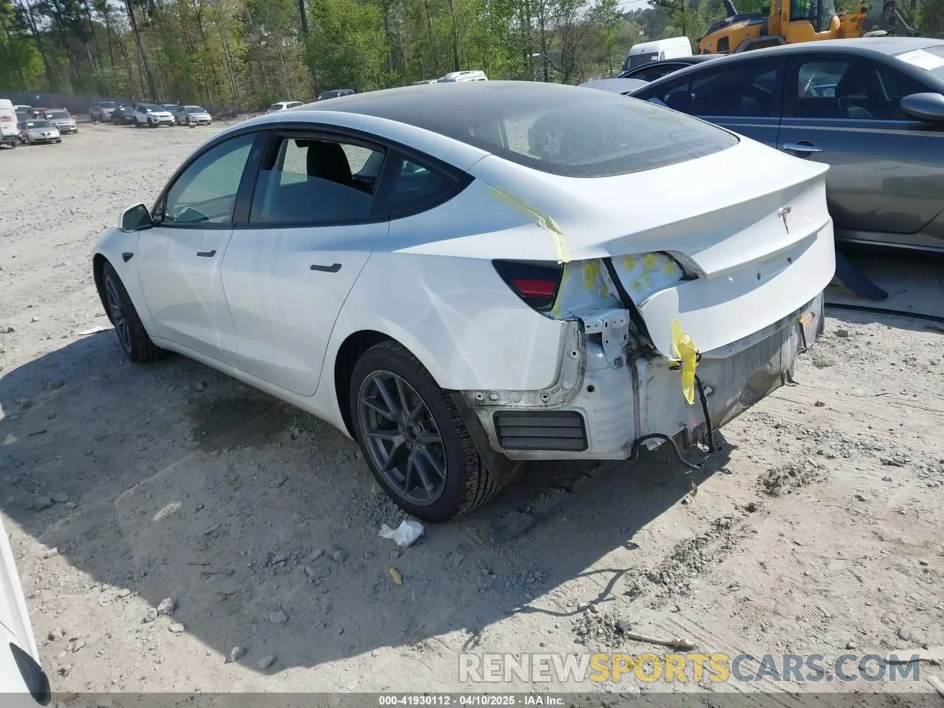 3 fotografías del automóvil dañado 5YJ3E1EA3MF076180 TESLA MODEL 3 2021