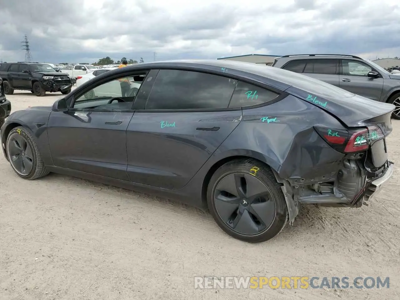 2 fotografías del automóvil dañado 5YJ3E1EA3MF866871 TESLA MODEL 3 2021