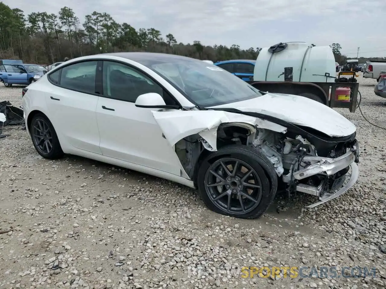 4 fotografías del automóvil dañado 5YJ3E1EA4MF100258 TESLA MODEL 3 2021