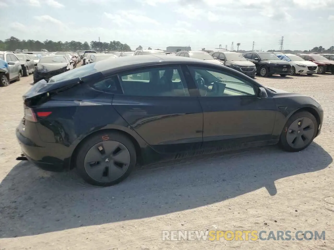 3 fotografías del automóvil dañado 5YJ3E1EA4MF877717 TESLA MODEL 3 2021