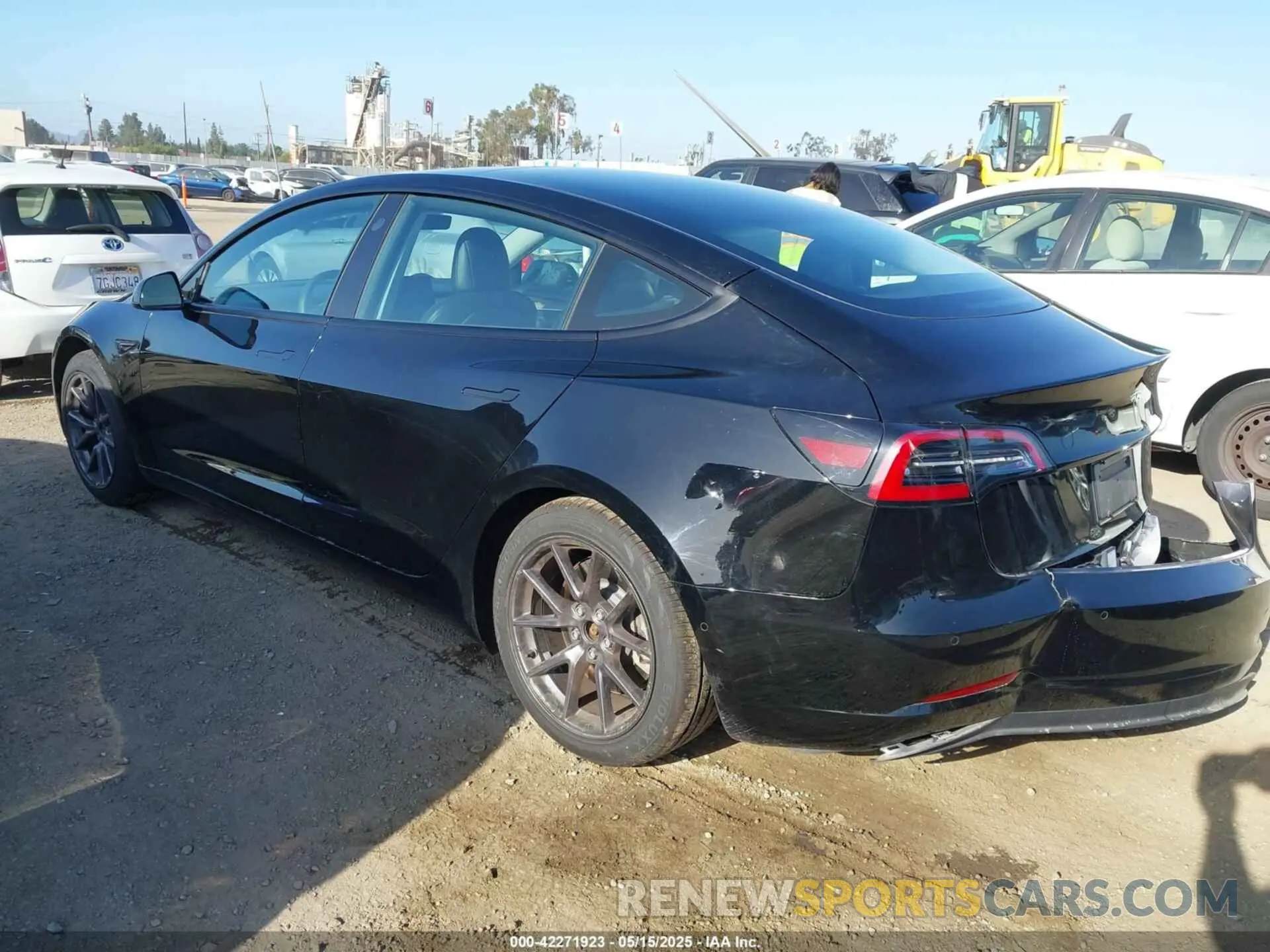 3 fotografías del automóvil dañado 5YJ3E1EA4MF982032 TESLA MODEL 3 2021
