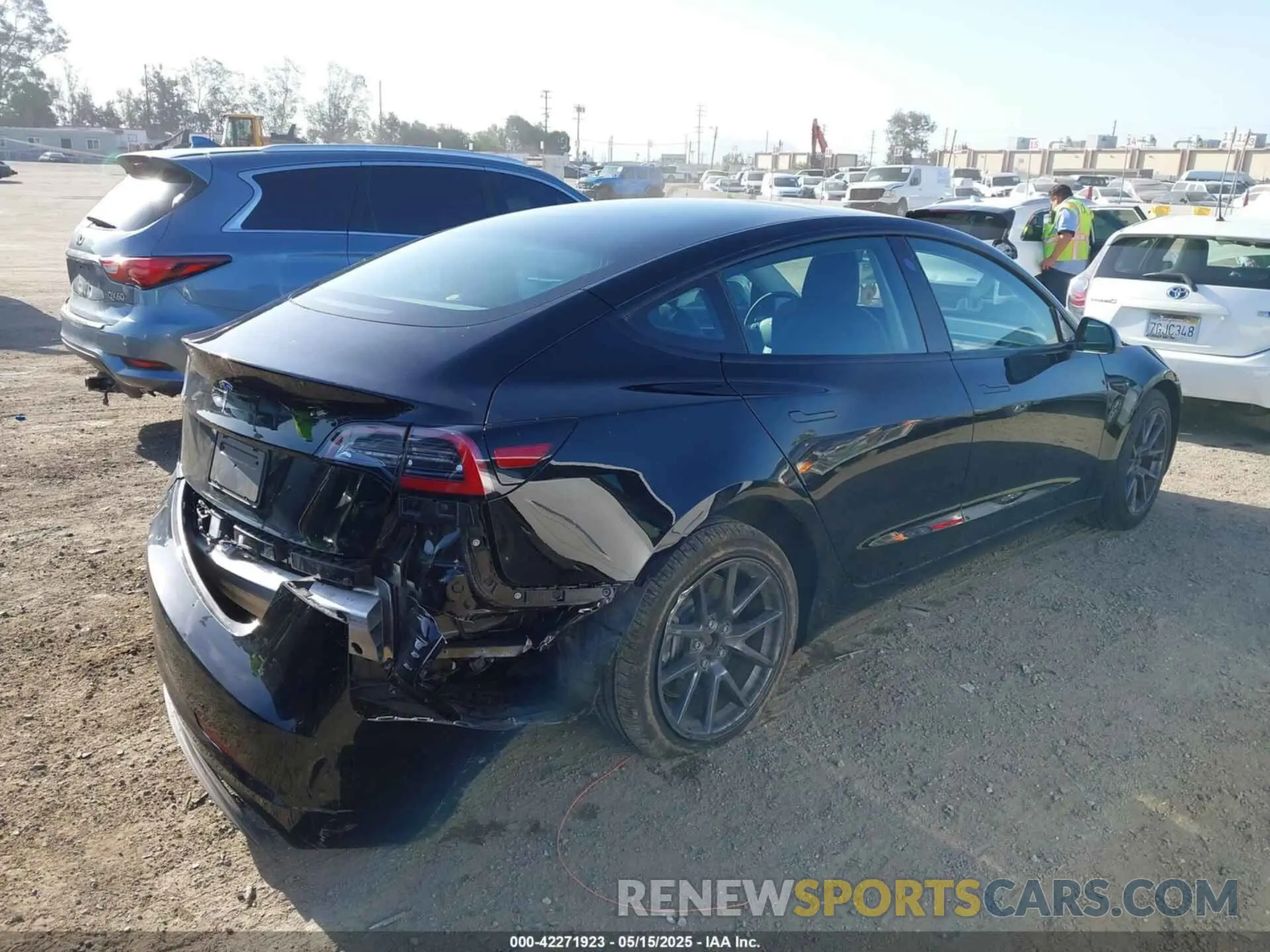 4 fotografías del automóvil dañado 5YJ3E1EA4MF982032 TESLA MODEL 3 2021