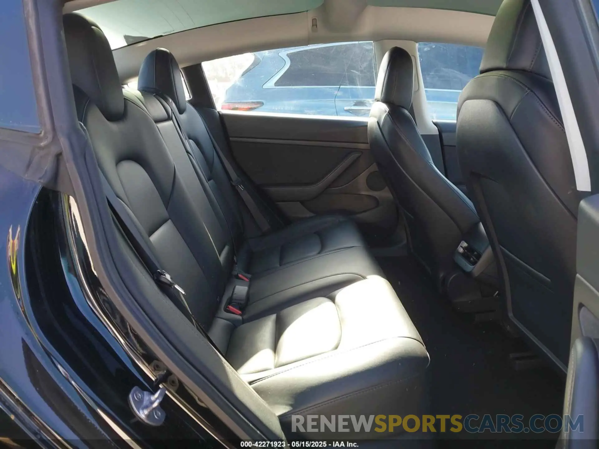 8 fotografías del automóvil dañado 5YJ3E1EA4MF982032 TESLA MODEL 3 2021