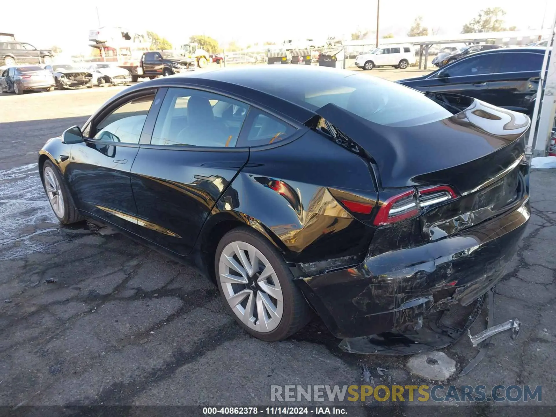 3 fotografías del automóvil dañado 5YJ3E1EA4MF998473 TESLA MODEL 3 2021