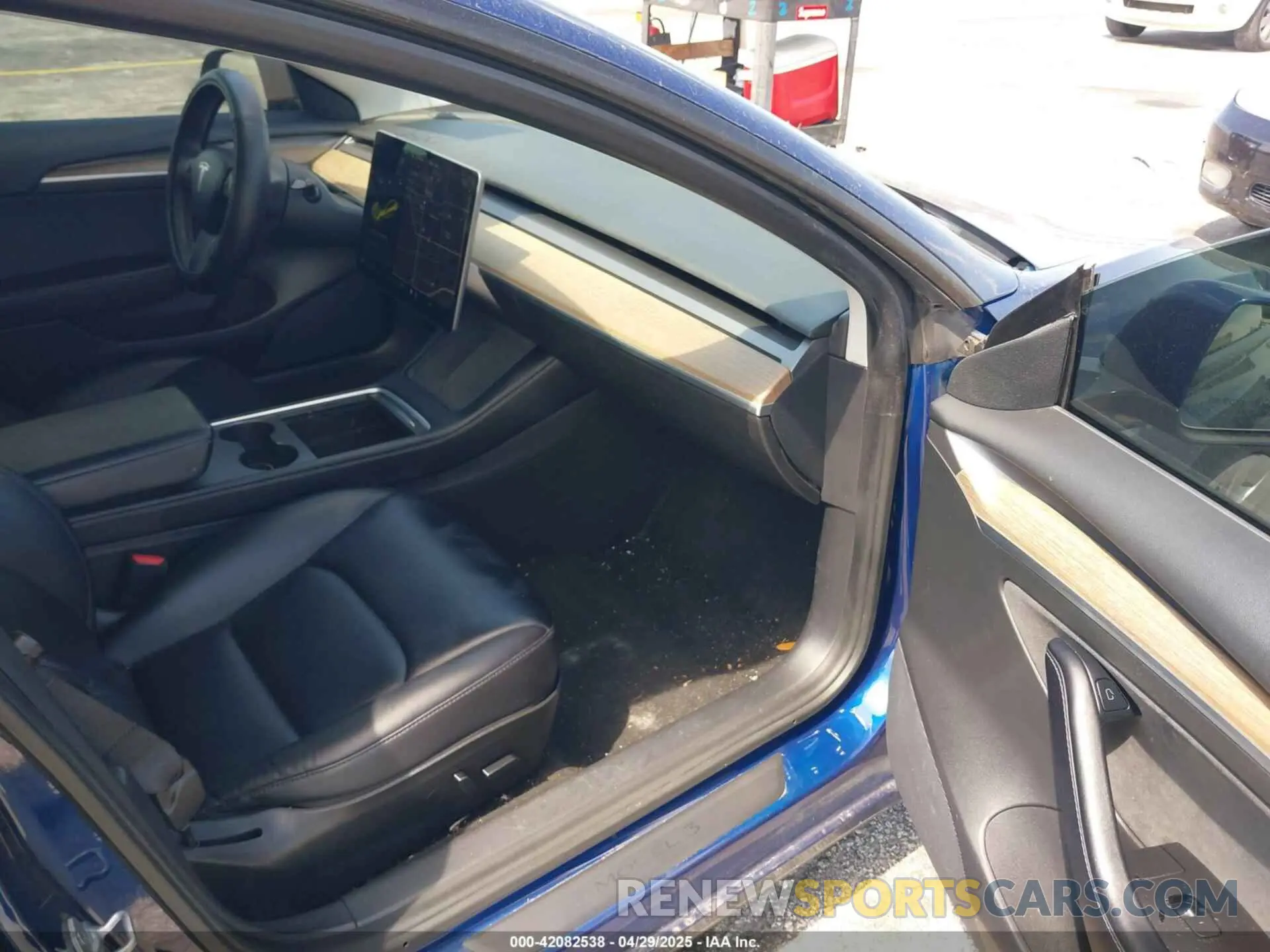 5 fotografías del automóvil dañado 5YJ3E1EA5MF031872 TESLA MODEL 3 2021